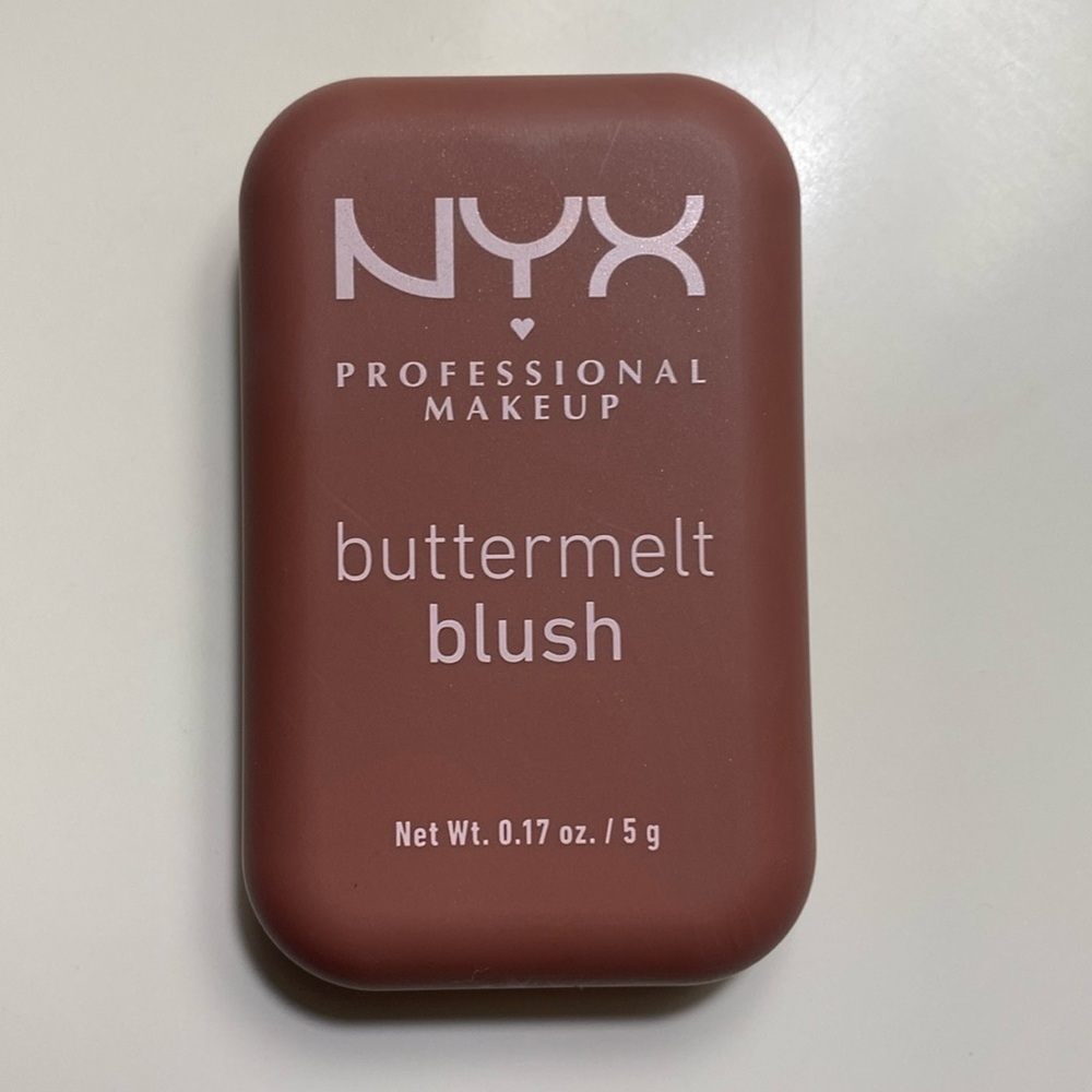 Nyx butter melt blush in shade (feeling butta)